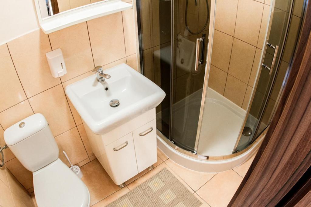 Hostel Rest Краков Экстерьер фото